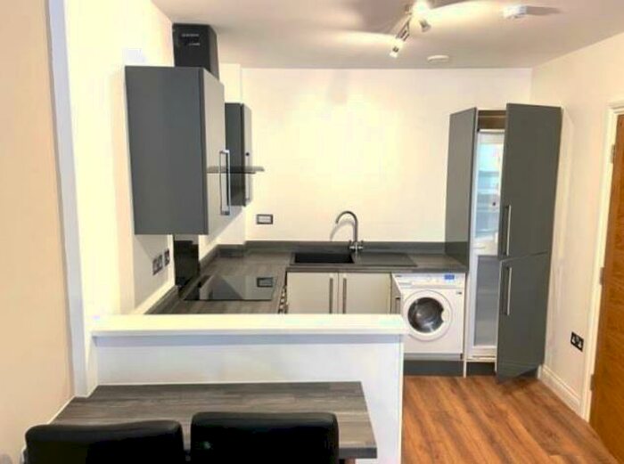 2 Bedroom Apartment To Rent In Hockley, Birmingham, B18