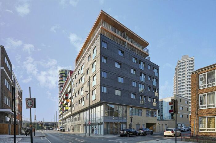 1 Bedroom Flat To Rent In Meridia Court, A Biggerstaff Road, Stratford, London, E15