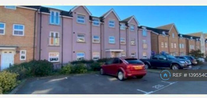 2 Bedroom Flat To Rent In Whites Way, Southampton, SO30