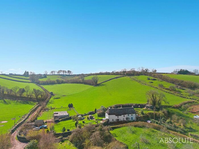 3 Bedroom Semi Detached House For Sale In South Whilborough, Newton Abbot, TQ12