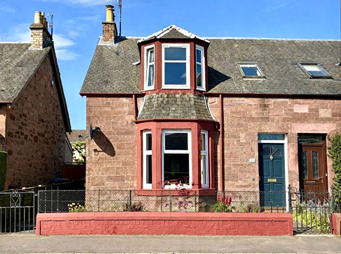 4 Bedroom End Of Terrace House For Sale In Feus Road, Perth, PH1
