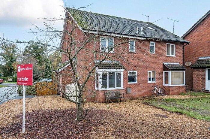1 Bedroom End Of Terrace House For Sale In Tottehale Close, North Baddesley, Southampton, SO52