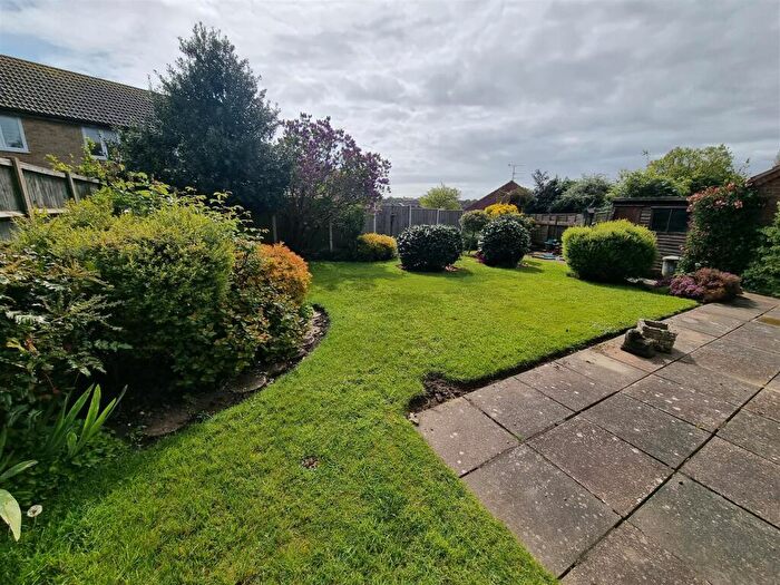 2 Bedroom Detached Bungalow For Sale In Noel Close, Hopton-on-Sea, NR31