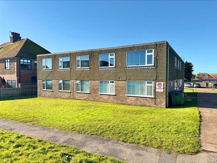 1 Bedroom Flat To Rent In Central Avenue, Peacehaven, BN10