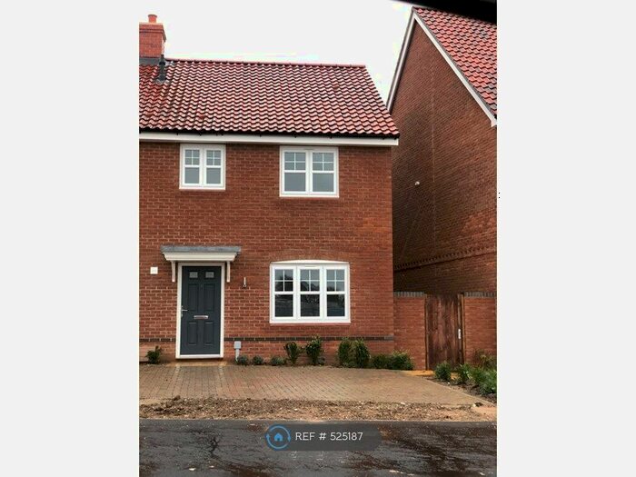 3 Bedroom Semi-Detached House To Rent In Victory Way, Thetford, IP24
