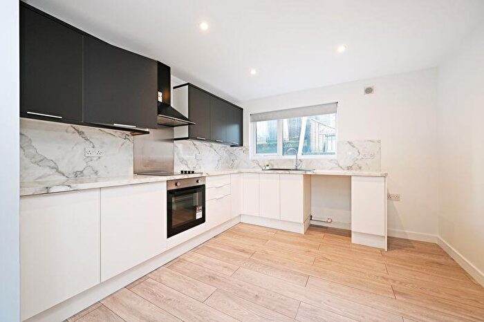 3 Bedroom Terraced House To Rent In Roscoe Drive, Sheffield, S6