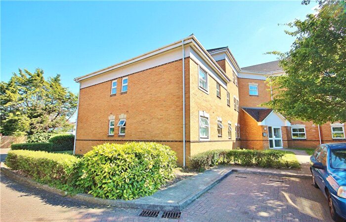 2 Bedroom Flat To Rent In Staines Road West, Sunbury-On-Thames, TW16