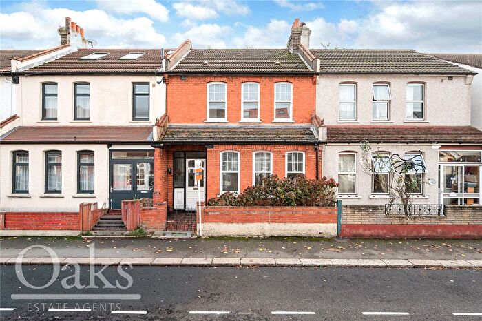 3 Bedroom Terraced House For Sale In Eveline Road, Mitcham, CR4
