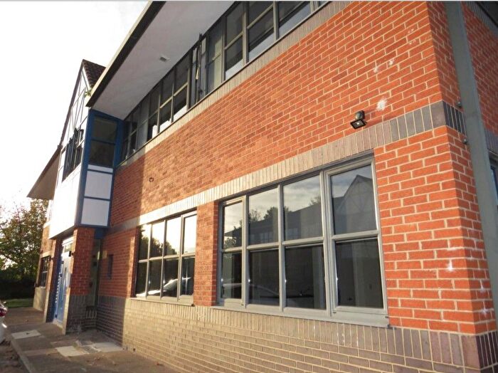 1 Bedroom Flat To Rent In Tolpits Lane, Watford, WD18