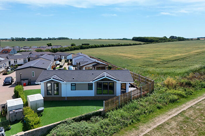 2 Bedroom Park Home For Sale In Reculver Rise, Herne Bay, CT6