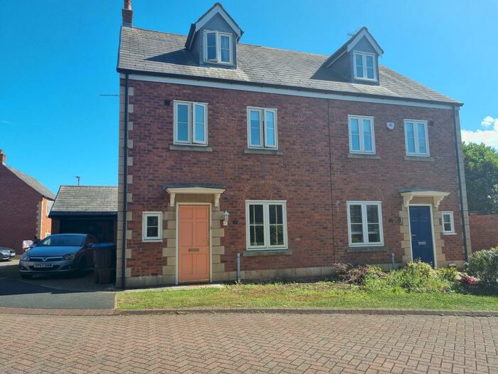 4 Bedroom Semi-Detached House To Rent In Anvil Close, Elton, Chester, CH2