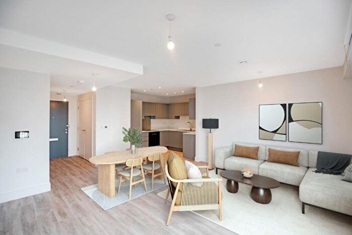 2 Bedroom Flat For Sale In Botanical Apartments, Lavender Way, London, E3