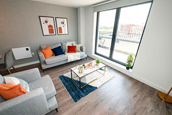 1 Bedroom Apartment To Rent In Cross Lane, Manchester, Greater Manchester, M5