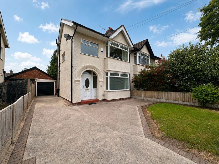 3 Bedroom Semi Detached House For Sale In Elgar Avenue, Wirral, CH62