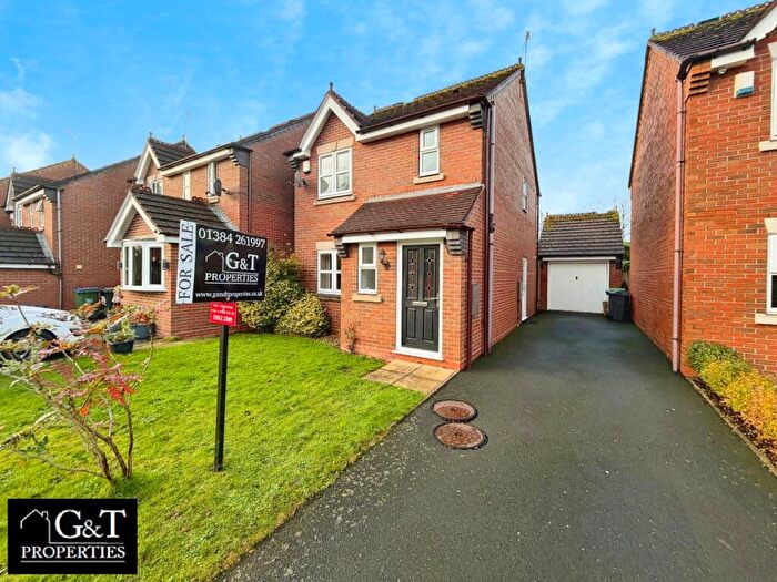 3 Bedroom Detached House For Sale In Woodhouse Way, Cradley Heath, B64