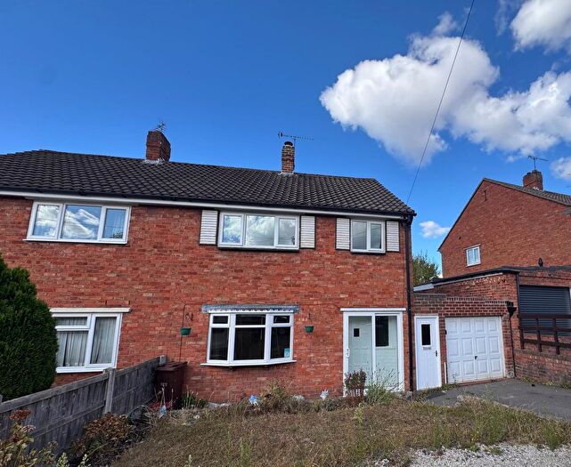 3 Bedroom Semi-Detached House To Rent In Sandringham Road, Penn, Wolverhampton, WV4