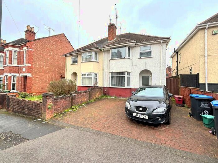 4 Bedroom House To Rent In Charlotte Street, Leamington Spa, CV31