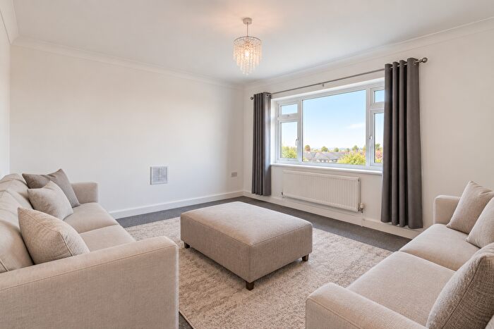 2 Bedroom Flat For Sale In Davnic Close Pontypridd Street, Barry, Barry, Vale Of Glamorgan, CF63