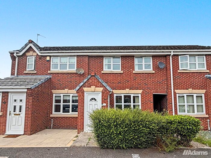 3 Bedroom Town House For Sale In St. Bridgets Close, Widnes, WA8