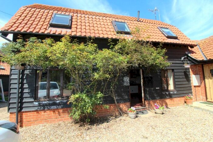 2 Bedroom Barn Conversion To Rent In Wenham Road, Copdock, IP8