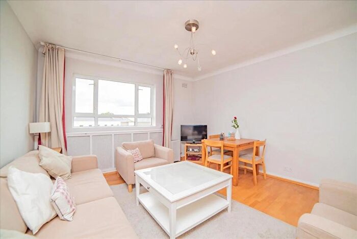 2 Bedroom Flat To Rent In Radley House, Gloucester Place, London, NW1