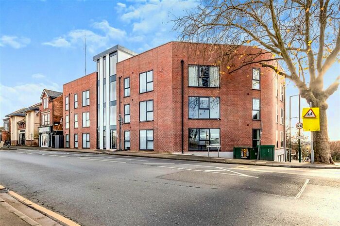 2 Bedroom Flat To Rent In Woodborough Road, Mapperley, Nottingham, NG3