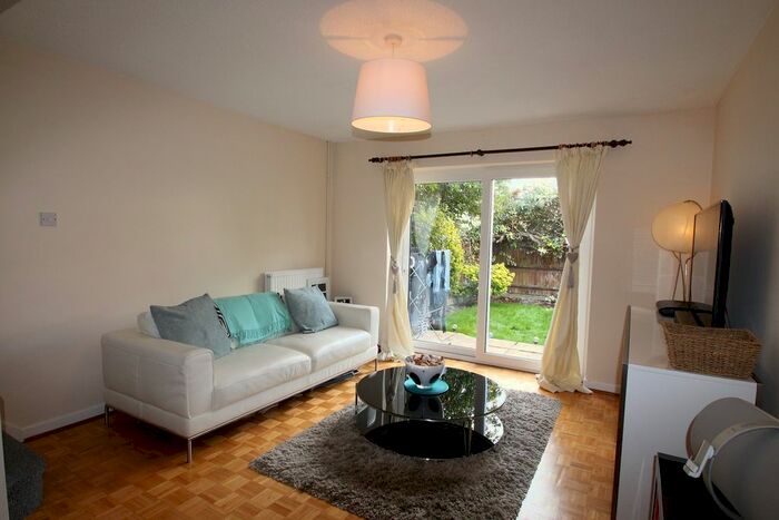 2 Bedroom Property To Rent In York Street, Fairview, Cheltenham, GL52