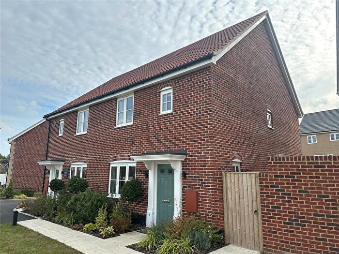 3 Bedroom Terraced House For Sale In Sicklesmere Road, Bury St Edmunds, Suffolk, IP33