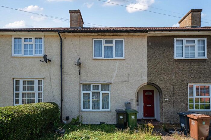 2 Bedroom House For Sale In Camlan Road, Bromley, BR1