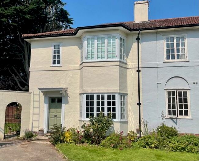 3 Bedroom House To Rent In Highfield, Southampton, SO17