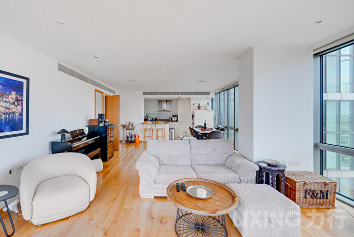2 Bedroom Apartment To Rent In Hertsmere Road, Canary Wharf, E14