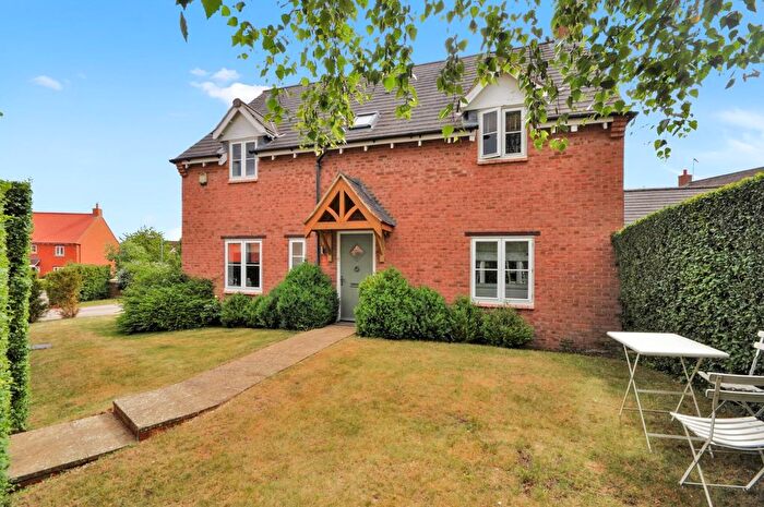 4 Bedroom Detached House For Sale In Pasture End, Mawsley Village, Kettering, NN14