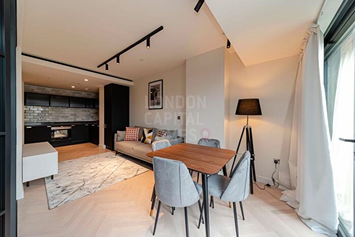 1 Bedroom Apartment To Rent In One Crown Place, Sun St, London, EC2A