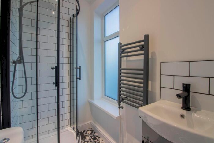 6 Bedroom House Of Multiple Occupation To Rent In Fletcher Road, Beeston, Nottingham, Nottinghamshire, NG9
