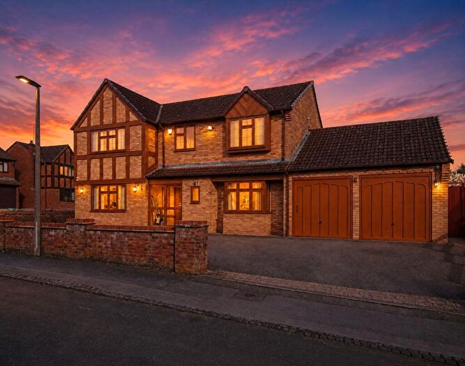 5 Bedroom Detached House For Sale In Eldersfield Grove, Solihull, B91