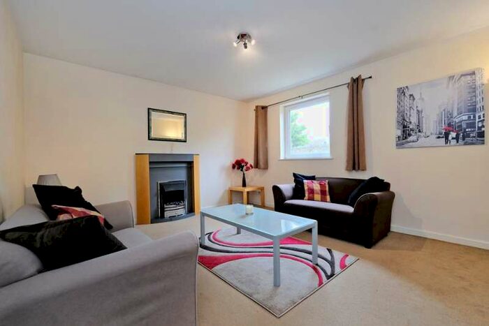 2 Bedroom Flat To Rent In King Street, City Centre, Aberdeen, AB24