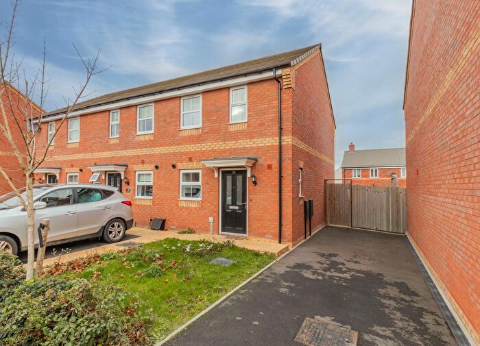 2 Bedroom Terraced House For Sale In Barracuda Rise, Southam, CV47