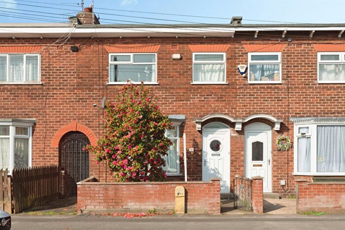 3 Bedroom Terraced House For Sale In Ryde Avenue, Hull, HU5