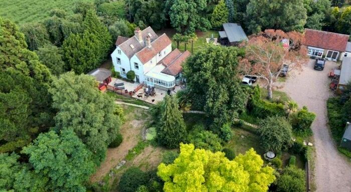 6 Bedroom Detached House For Sale In Perry Hill, Cliffe, Rochester, Kent, ME3