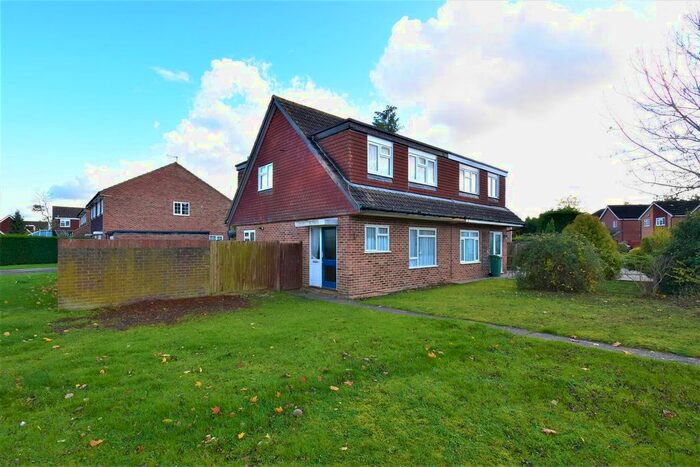 3 Bedroom Semi-Detached House To Rent In Tarham Close, Horley, RH6