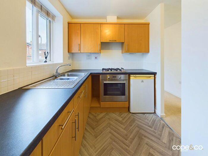 1 Bedroom Apartment For Sale In Caroline Court, Burton-On-Trent, Staffordshire, DE14