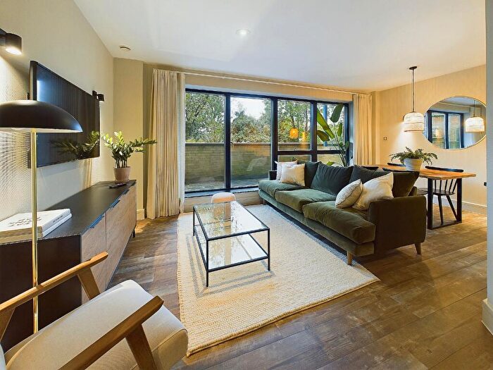 2 Bedroom Flat To Rent In Northpoint, Sherman Road, Bromley, Kent, BR1