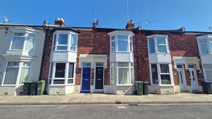 2 Bedroom Terraced House To Rent In South Road, PO1