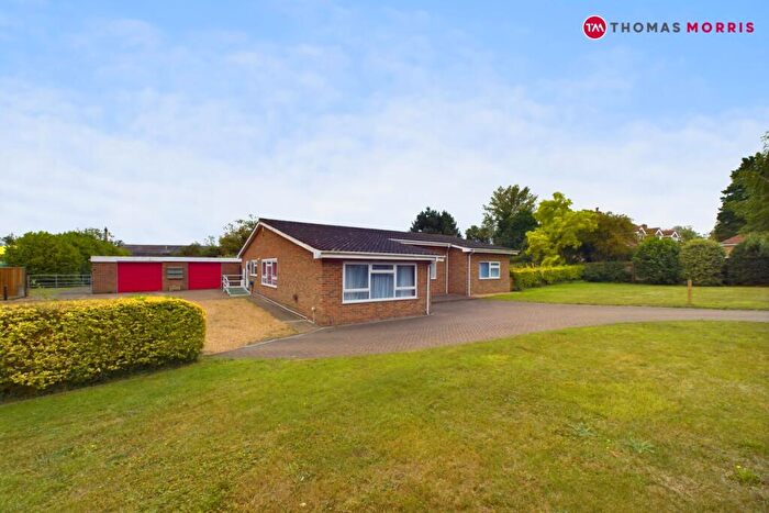 4 Bedroom Bungalow For Sale In Station Road, Bluntisham, Huntingdon, Cambridgeshire, PE28