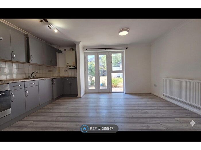 1 Bedroom Flat To Rent In Church Road, London, E12