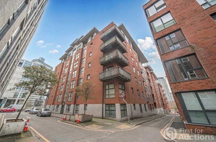 2 Bedroom Apartment For Sale In Simpson Street, Manchester, Greater Manchester, M4