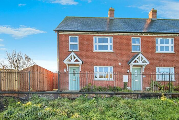 3 Bedroom Semi-Detached House For Sale In Thomas West Court, Sudbury, CO10