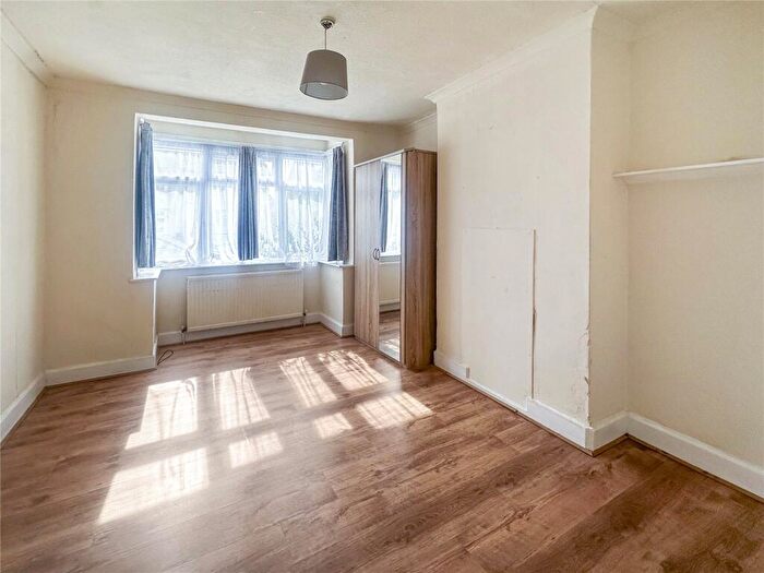 1 Bedroom Apartment To Rent In Whitby Road, Slough, Berkshire, SL1
