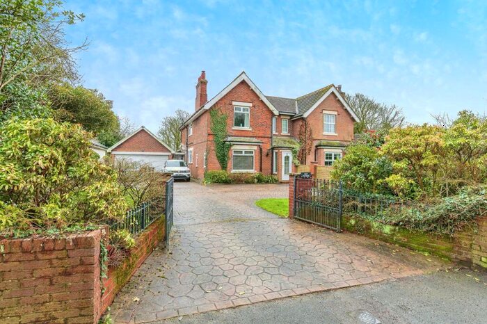 3 Bedroom Semi-Detached House For Sale In Ballam Road, Westby, Preston, PR4