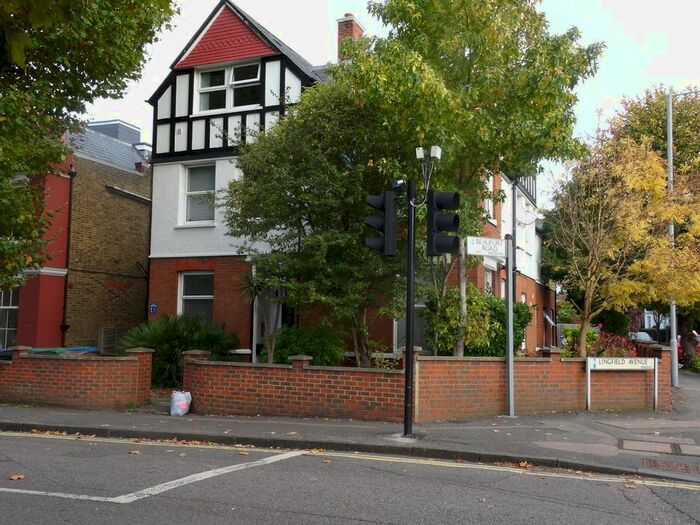 1 Bedroom Flat To Rent In Beaufort Road, Kingston Upon Thames, KT1